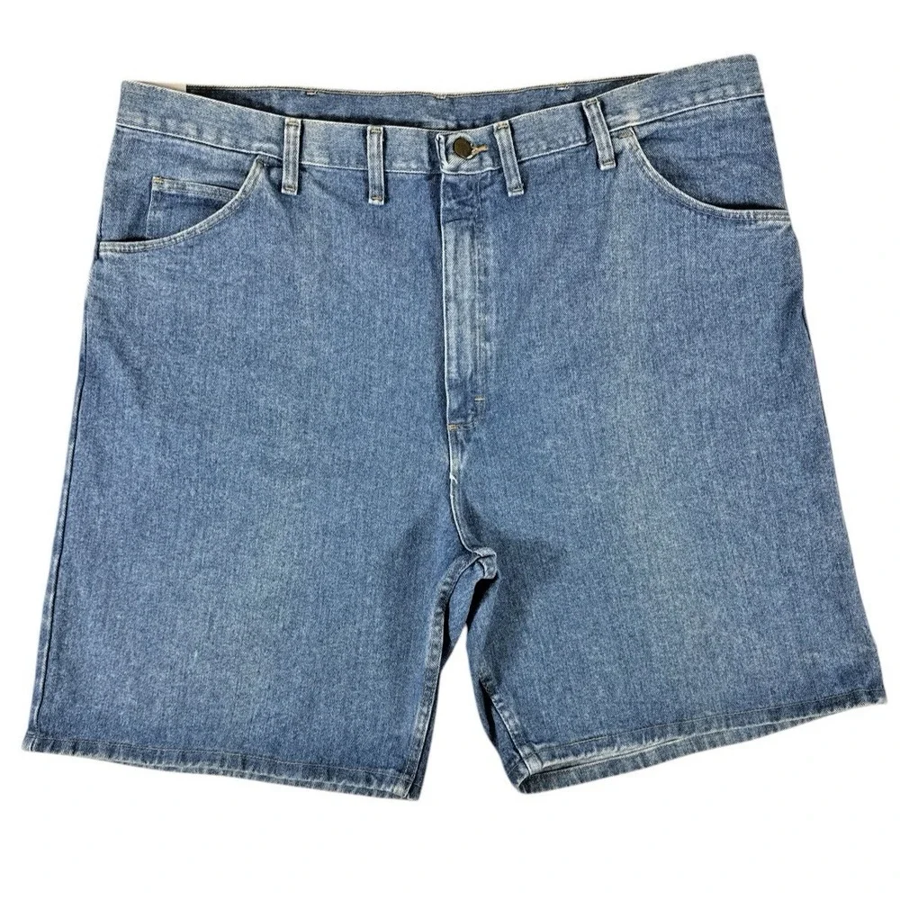 Wrangler Men's Relaxed Fit Denim Bermuda Shorts, 100% Cotton - Size 44‎